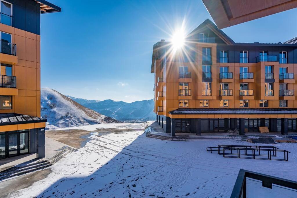Spacious 2-Bed. Perfect For Family & Friends Gudauri Exteriör bild